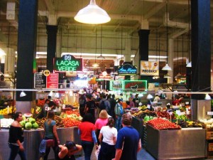 Grand Central Market outside the Pershing Square Station